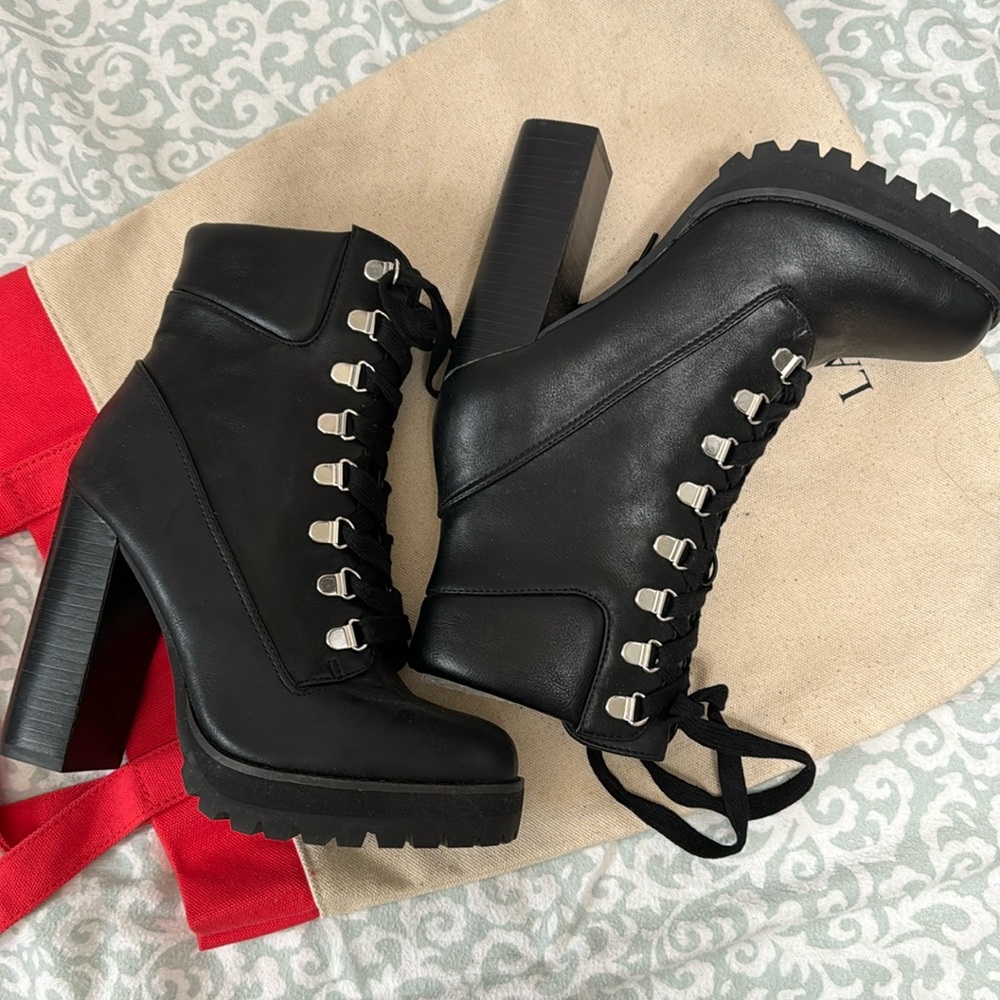 Steve Madden 7m black